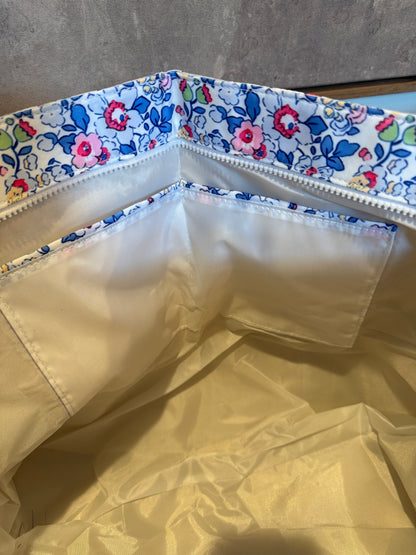 XL Totes - ETA late June